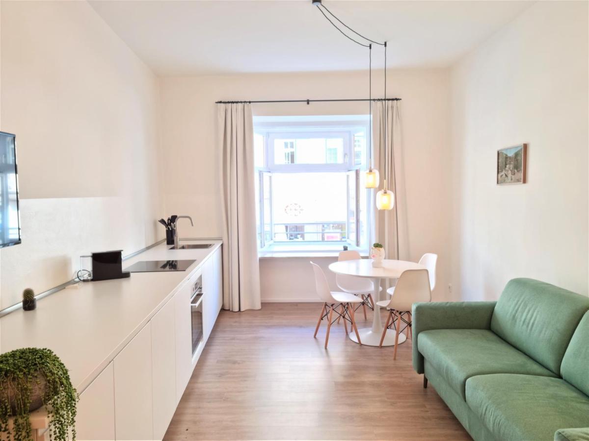 Rosa Apartment With Parking Historic City Center Merano Exterior photo